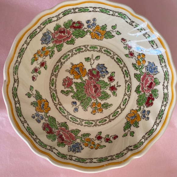 Vtg Set of 2 Royal Doulton Fine Bone China “The Cavendish” Small Dessert Dishes - Picture 4 of 8